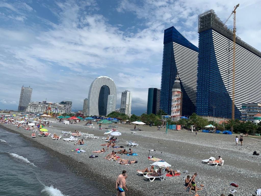 Orbi City Luxury Suit Batumi Luaran gambar