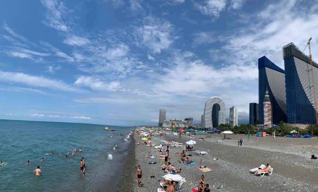 Orbi City Luxury Suit Batumi Luaran gambar