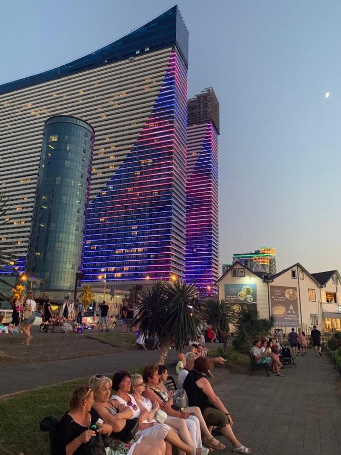 Orbi City Luxury Suit Batumi Luaran gambar