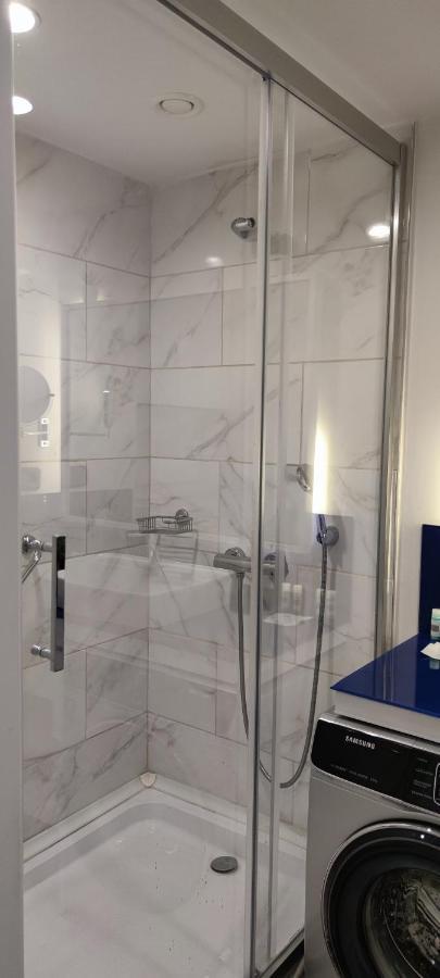 Orbi City Luxury Suit Batumi Luaran gambar